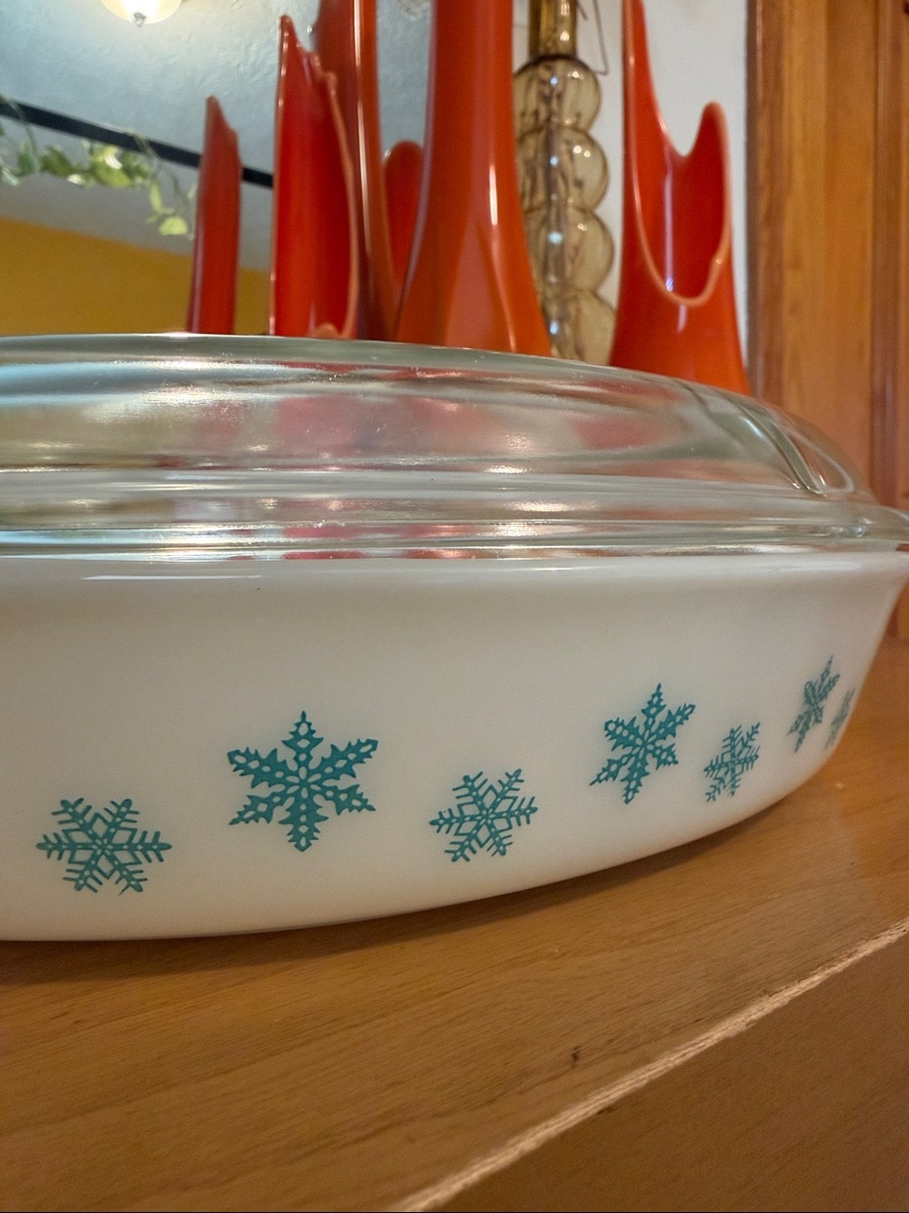 Vintage Pyrex Blue Snowflake White Glass Divided Casserole Dish With Lid